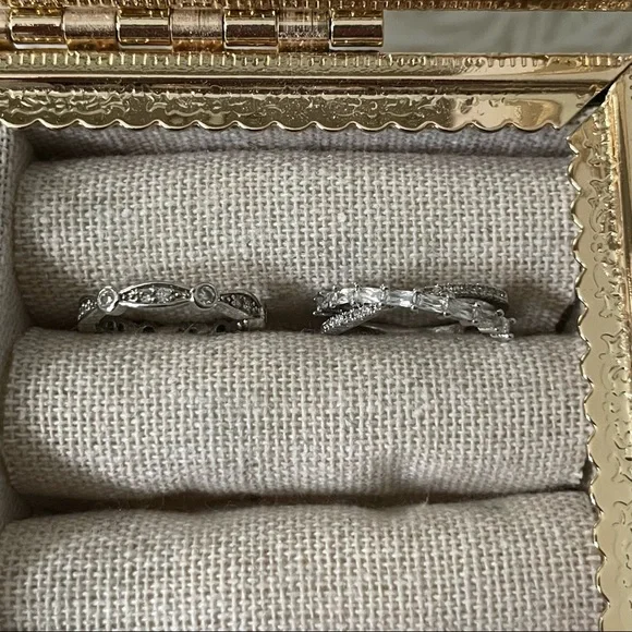 3/$45 Rhinestone rings - Picture 2 of 3